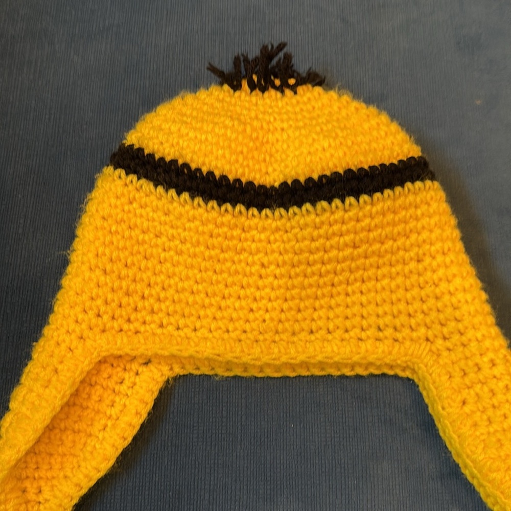 Yellow handmade Minion hat - Picture 4 of 5
